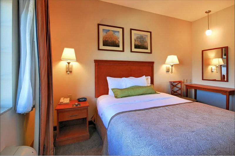 Candlewood Suites Pearl By Ihg Exterior foto