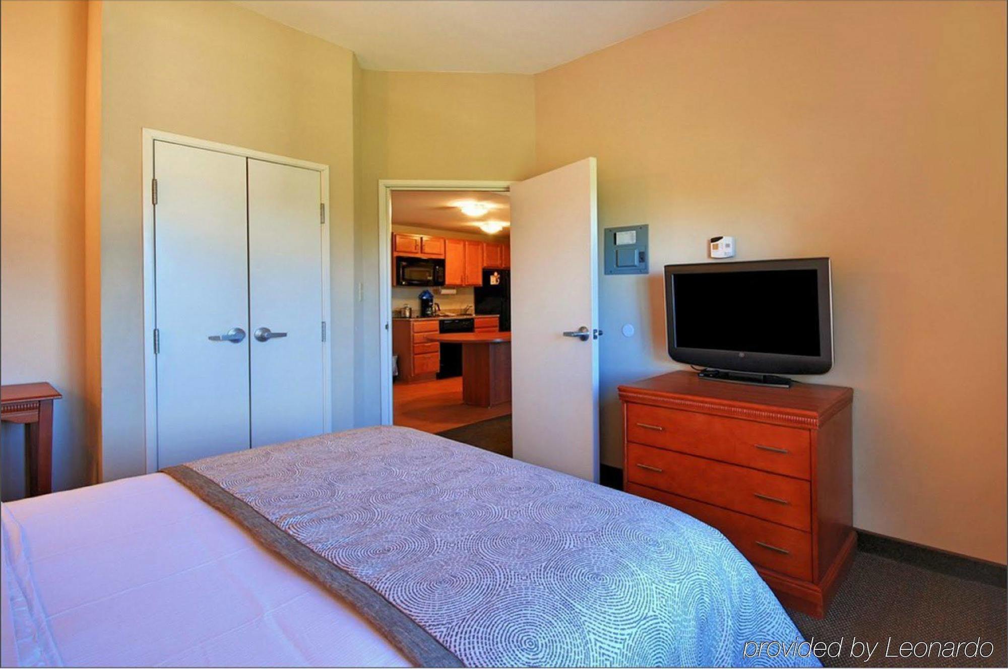 Candlewood Suites Pearl By Ihg Exterior foto